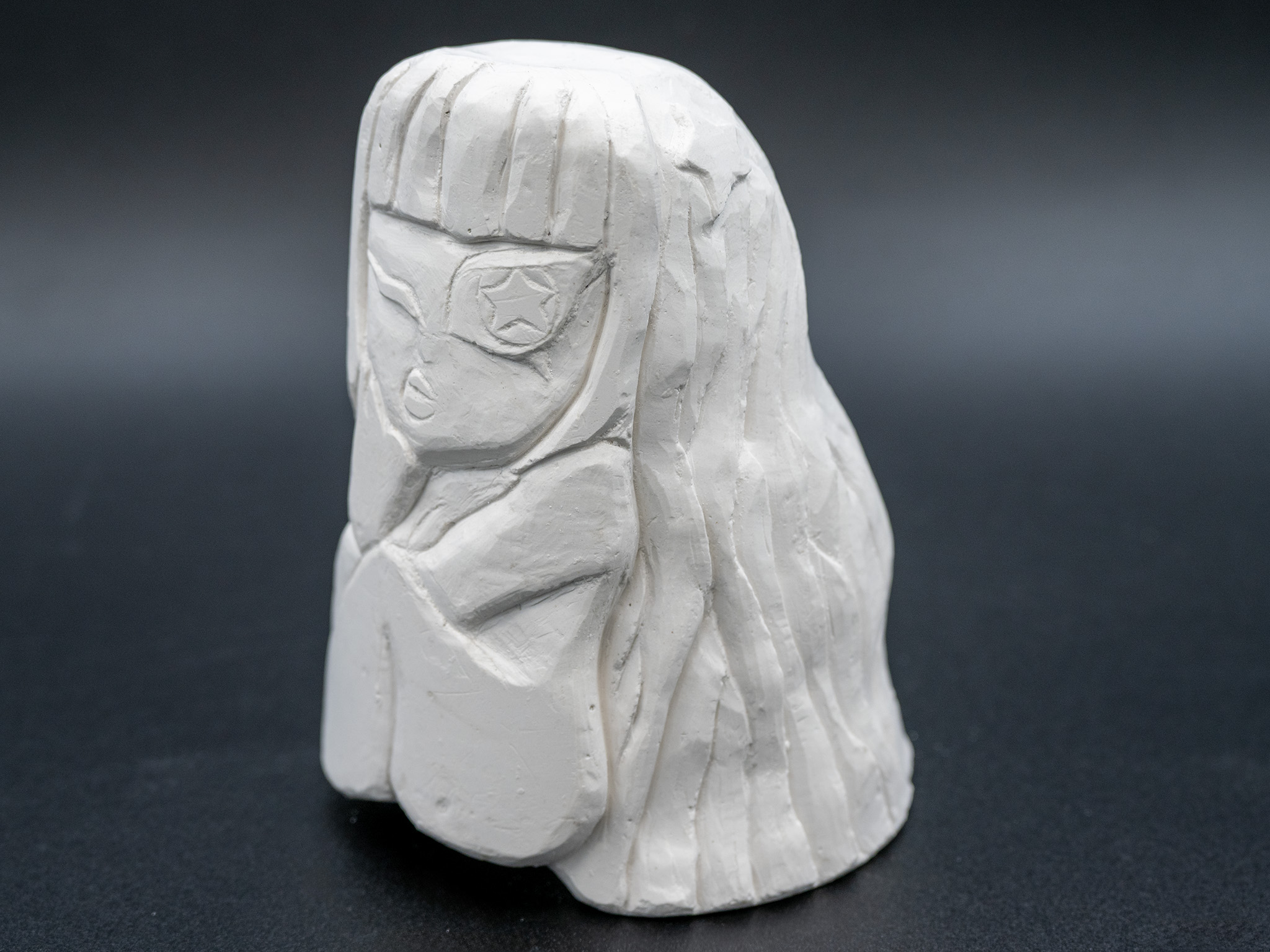Ariya by Brianne Ortiz - Plaster sculpture